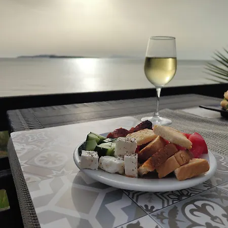 Sun View فندق آغيوس ستيفانوس